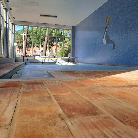 Little Paradise Al -