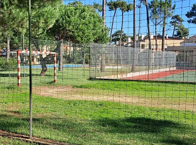 Little Paradise Al -