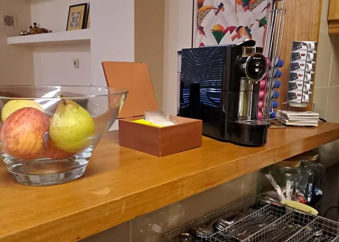 Little Paradise Al - *