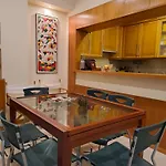 Little Paradise Al -