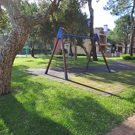 Little Paradise Al -