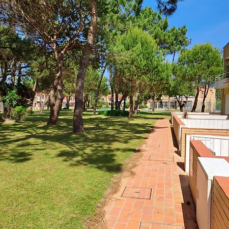 Little Paradise Al -