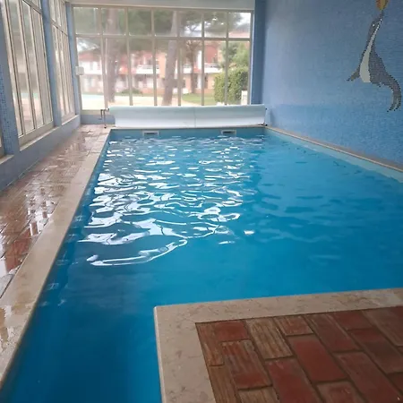 Little Paradise Al -