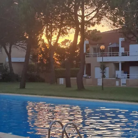 Little Paradise Al - Апартаменты